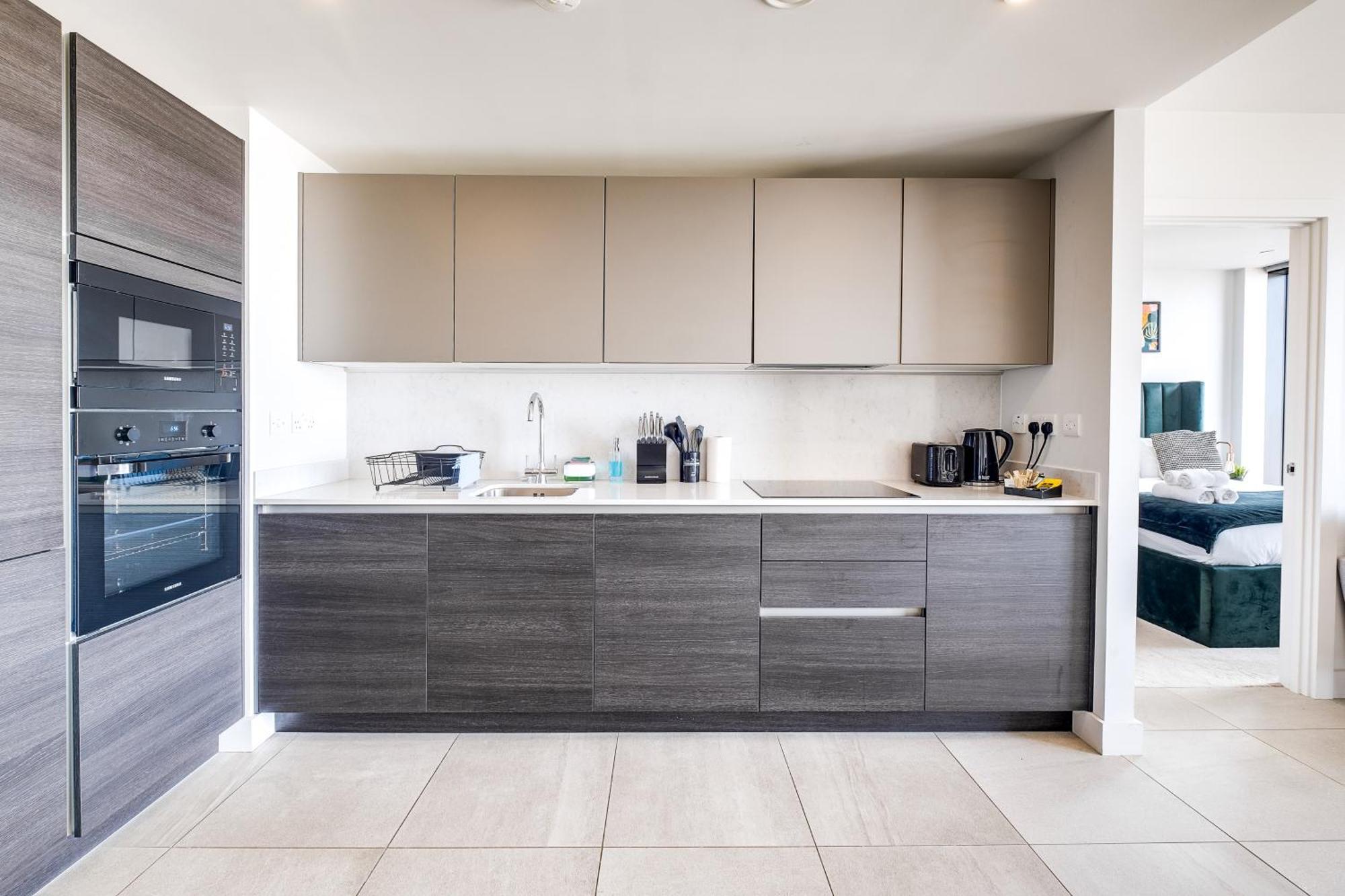 Mercian Luxury Serviced Apartments- Birmingham City Centre - Your Perfect Stay - Gym Rooftop Terrace Cinema Room Exterior photo