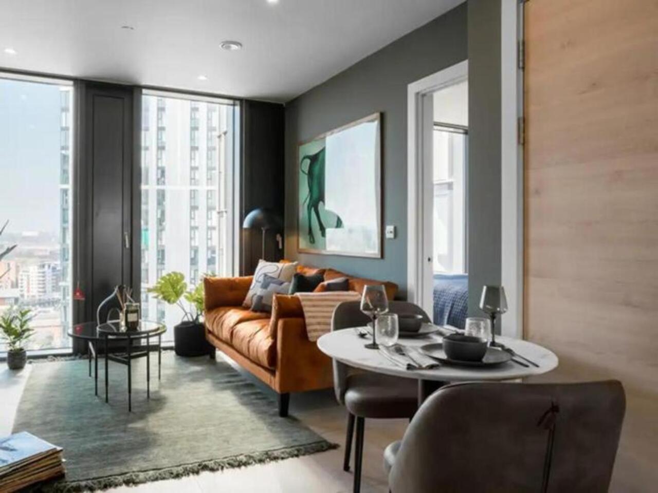 Mercian Luxury Serviced Apartments- Birmingham City Centre - Your Perfect Stay - Gym Rooftop Terrace Cinema Room Exterior photo